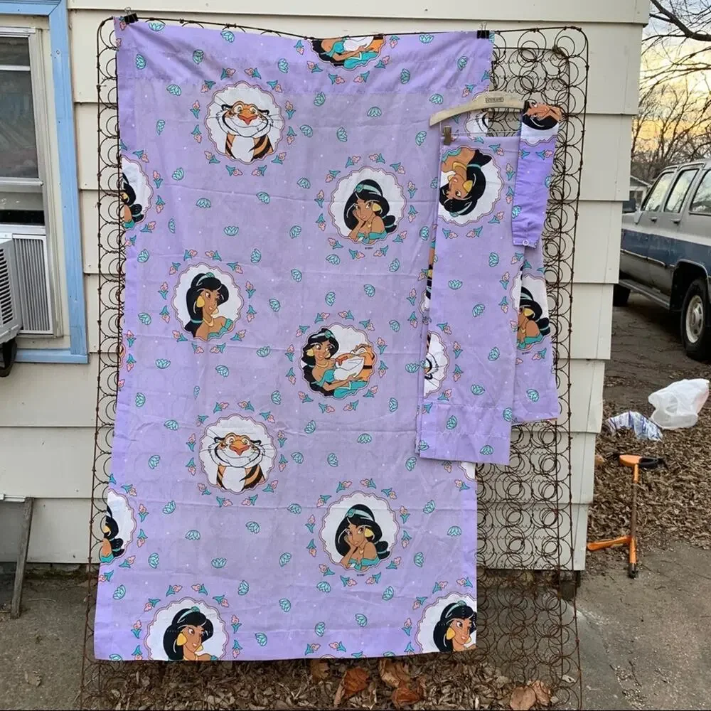 Vintage 90s Disney’s Aladdin Jasmine curtain set two panels one tie sash 39x66